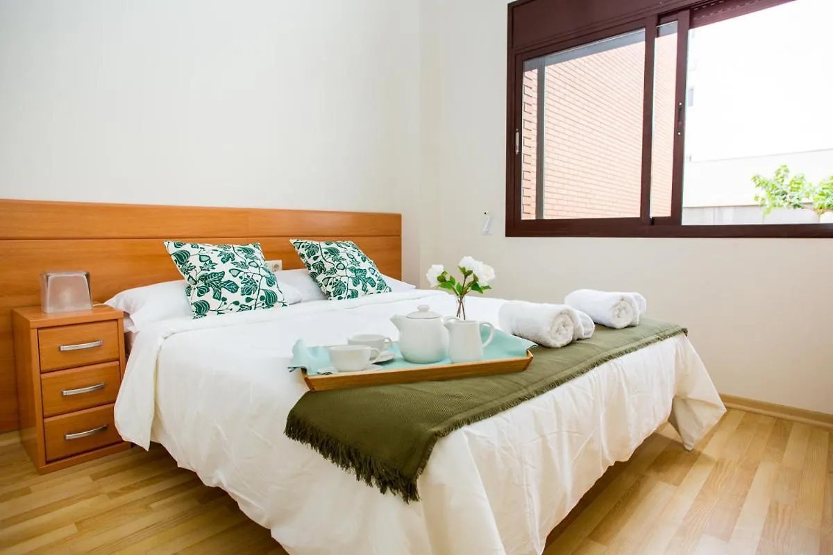 Al33 - Apartamento Coqueto A 200 M De La Playa Lloret de Mar 0*,  Spain